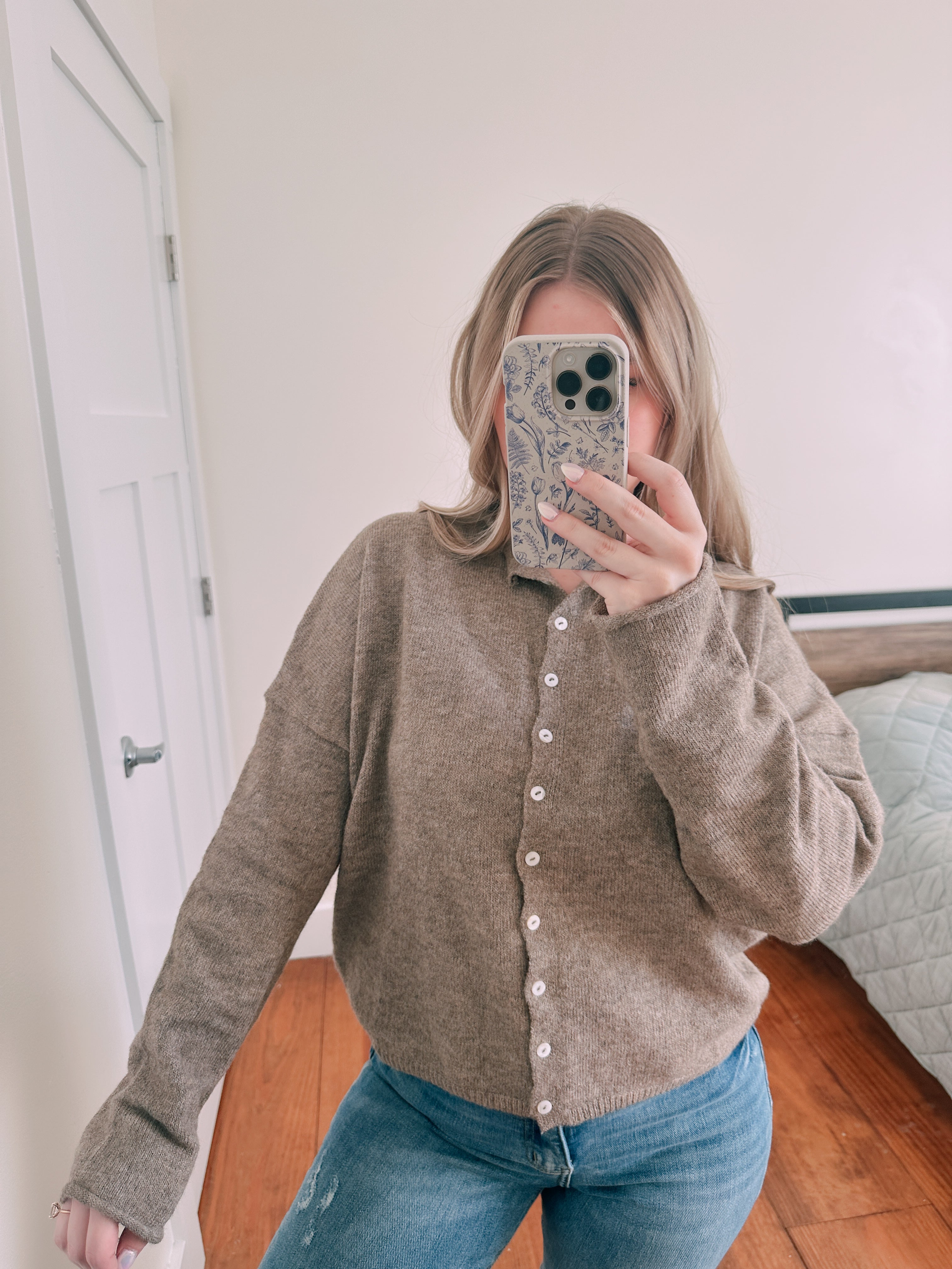 Bloom Cardigan Mocha