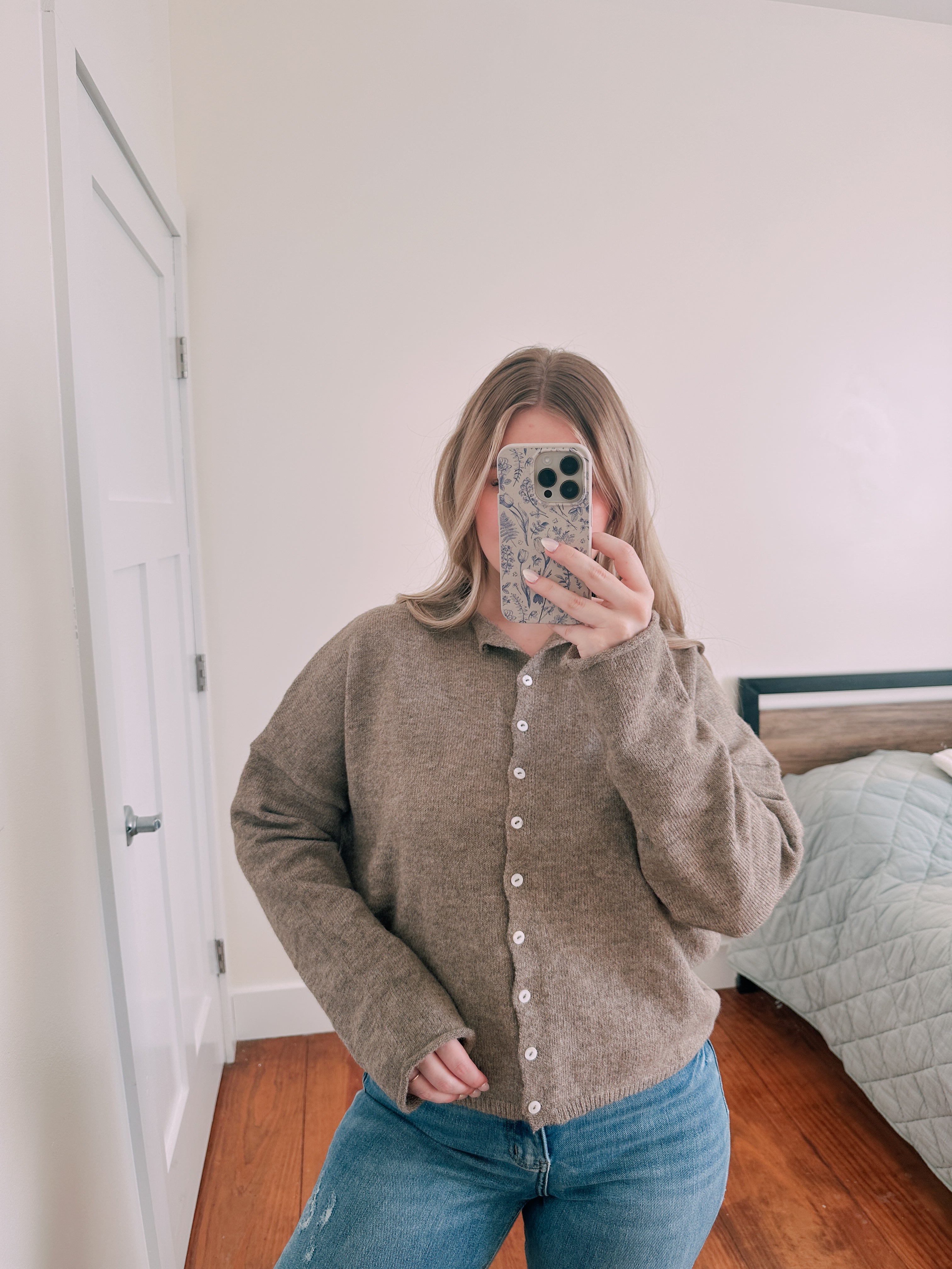 Bloom Cardigan Mocha