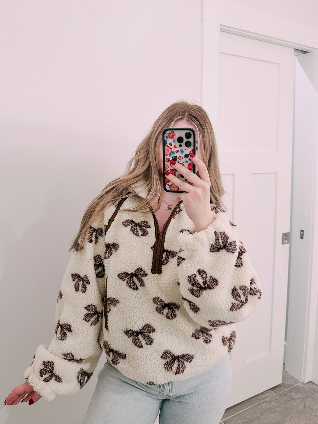 Teddie Cream Bow Sherpa