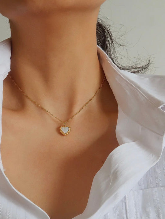 Josie Vintage Heart Necklace