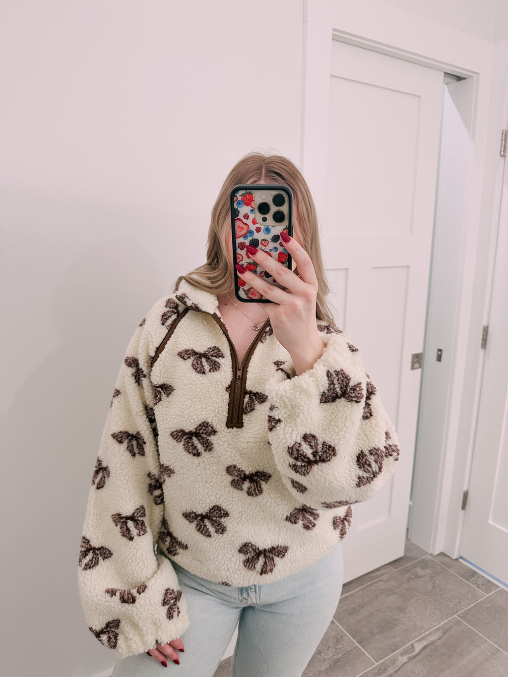 Teddie Cream Bow Sherpa