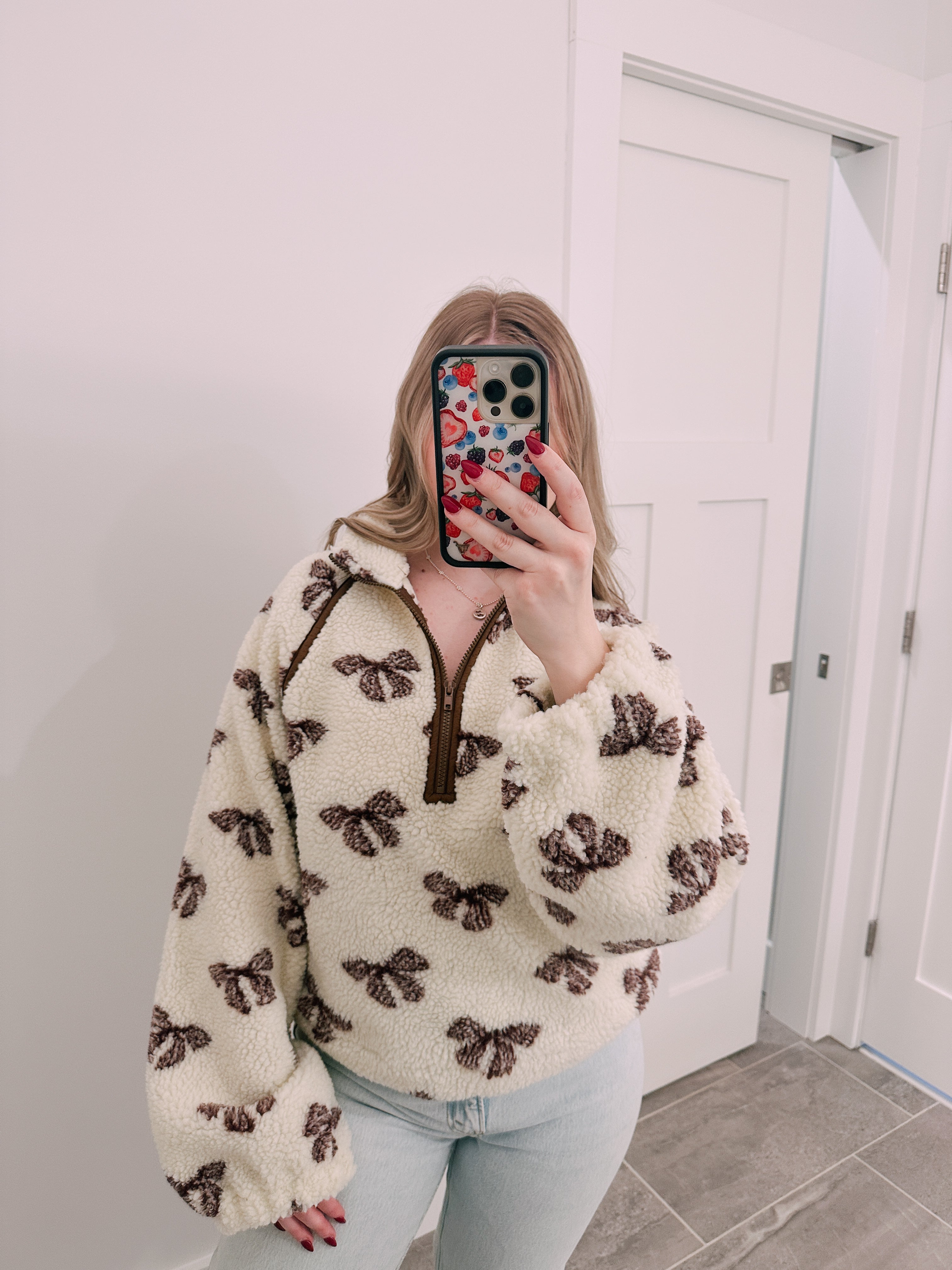 Teddie Cream Bow Sherpa