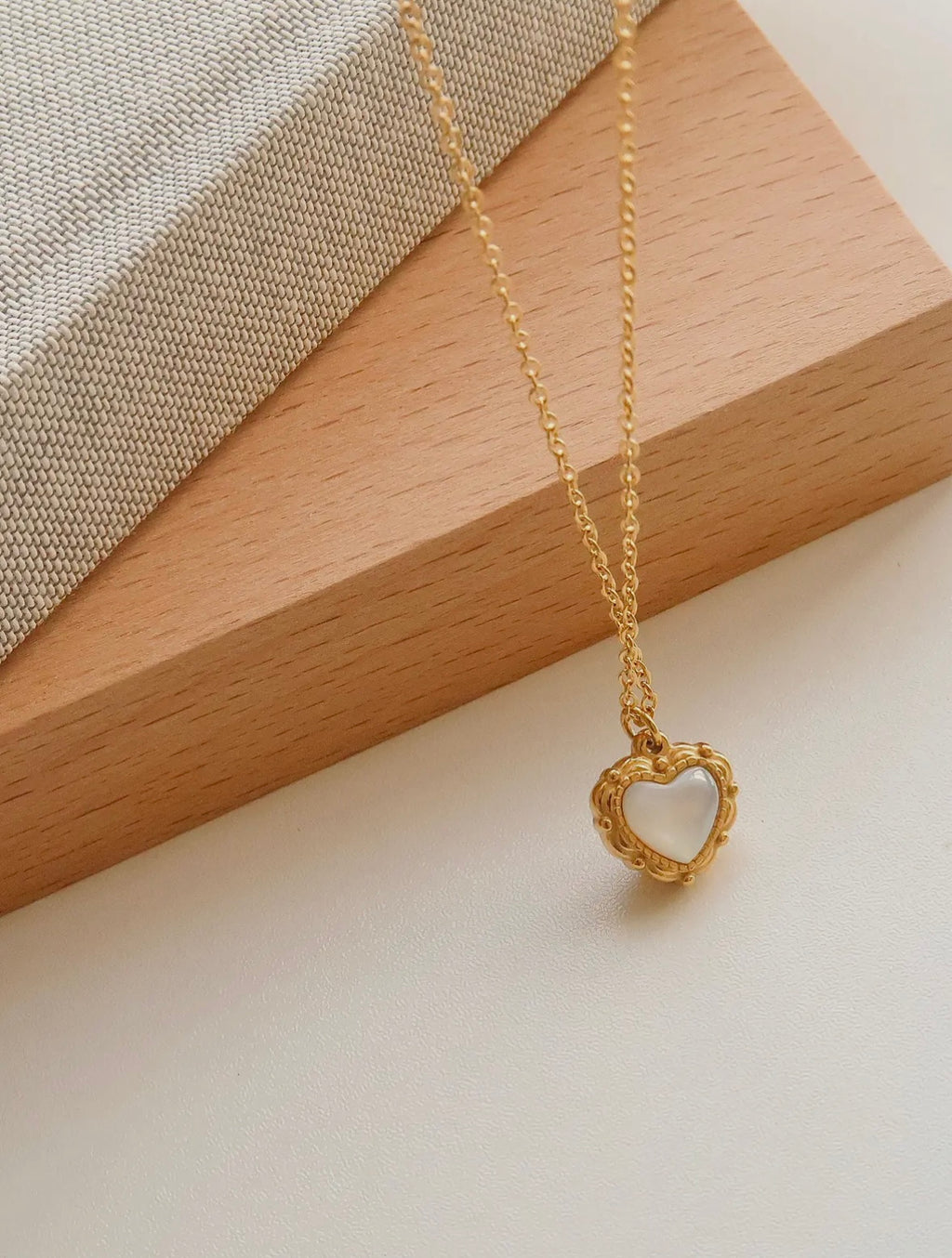 Josie Vintage Heart Necklace