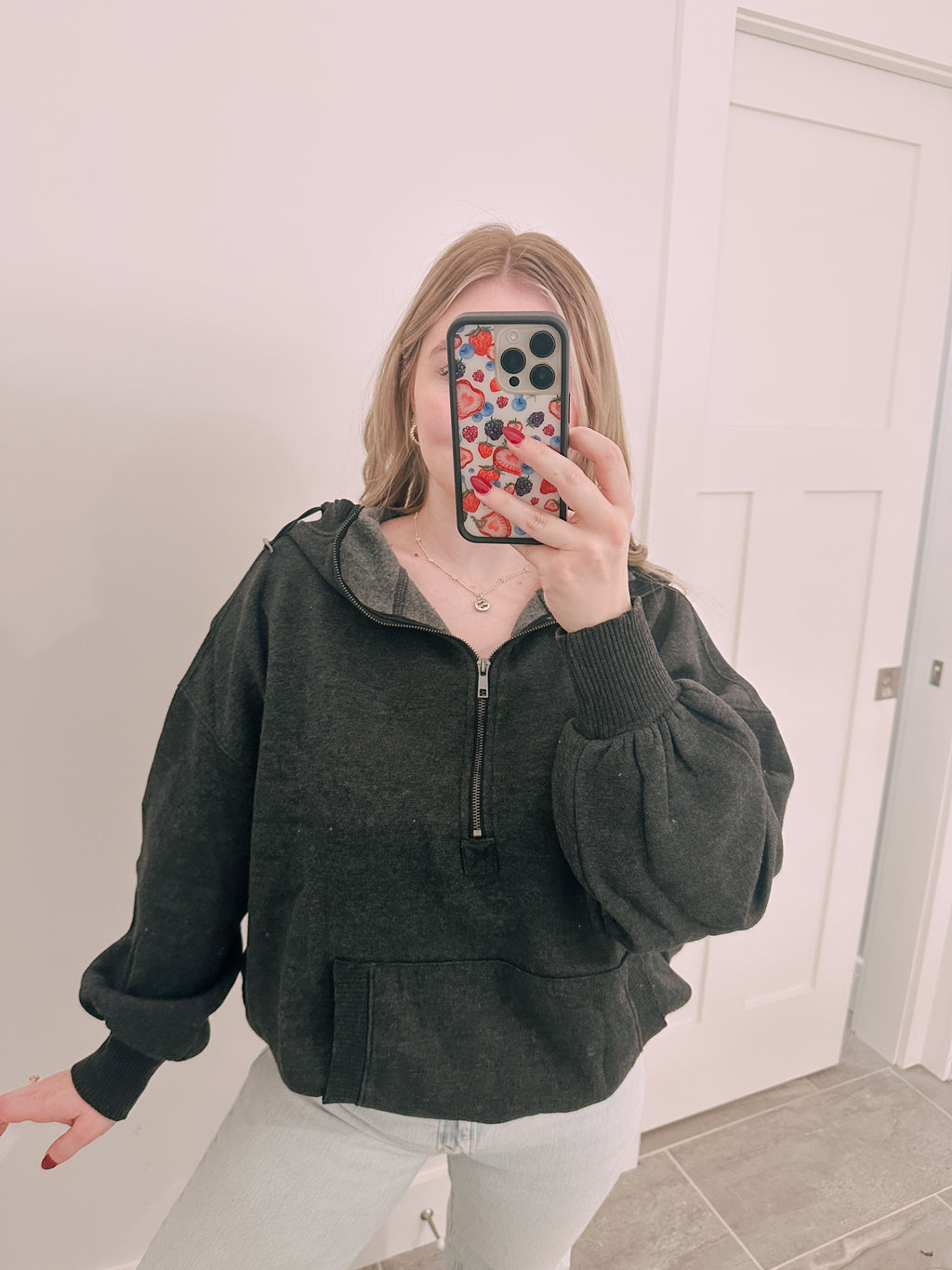 Oak Mineral Wash Black Half Zip