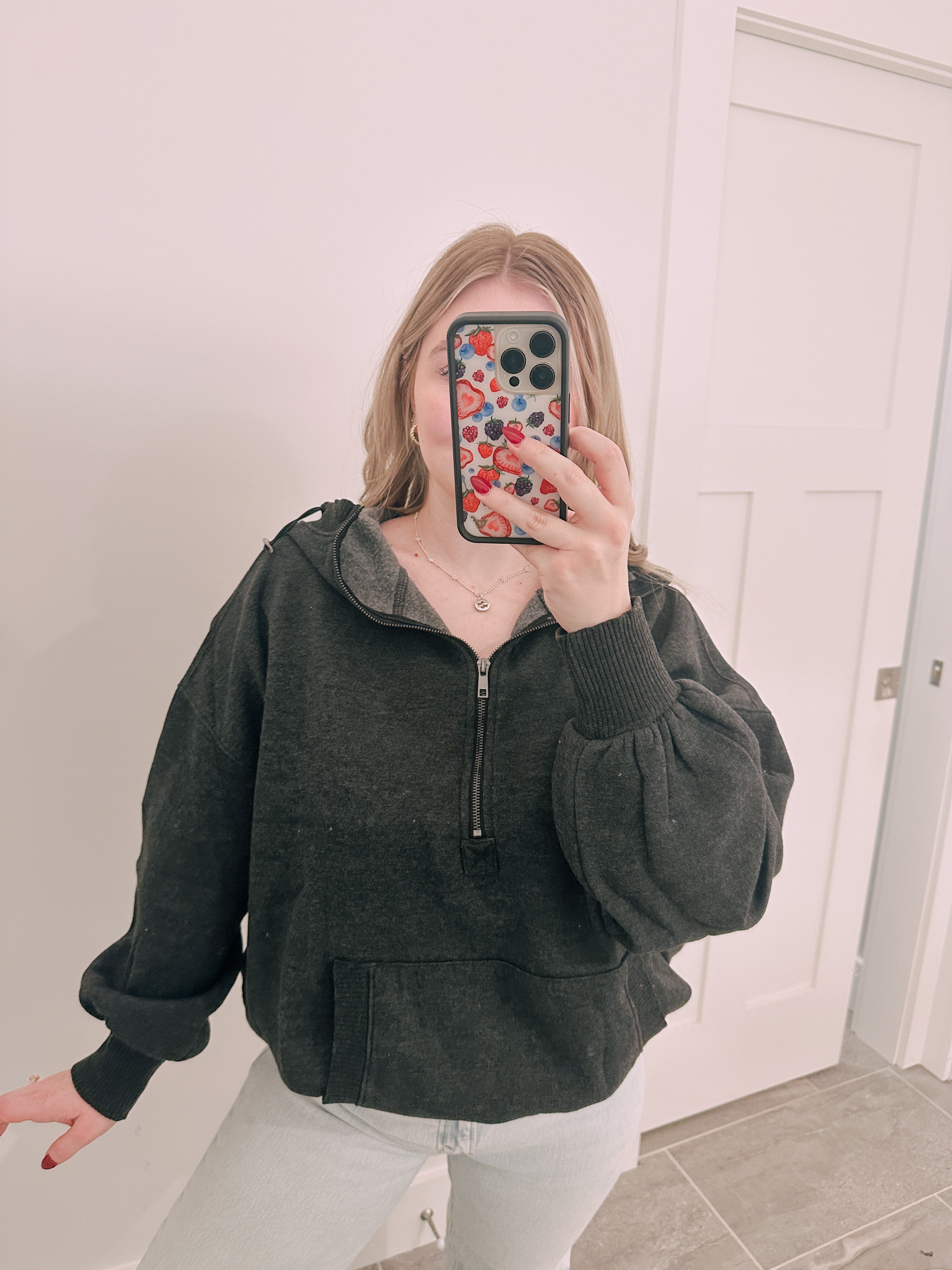 Oak Mineral Wash Black Half Zip