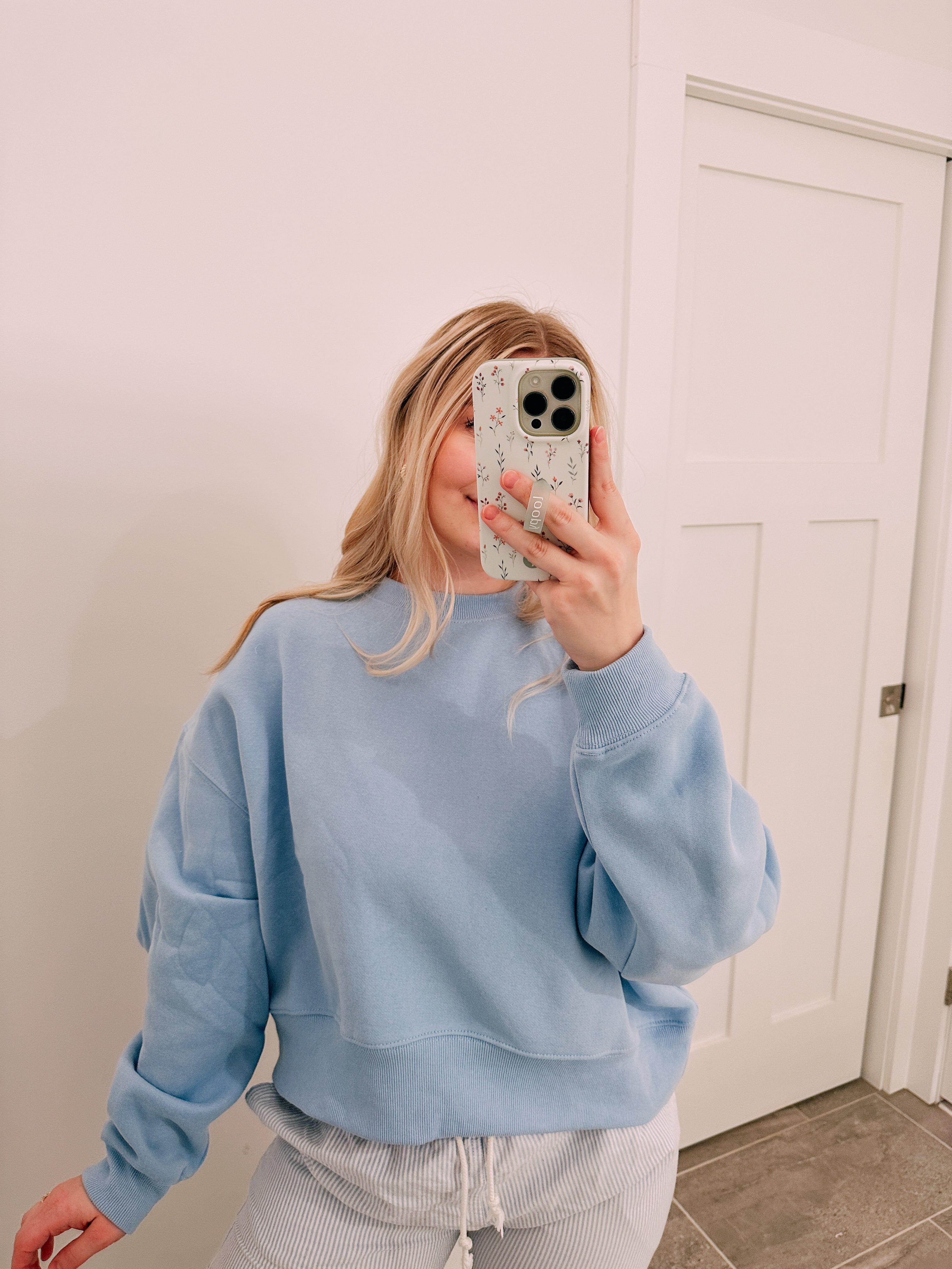 Baby Blue Everyday Essential Pullover