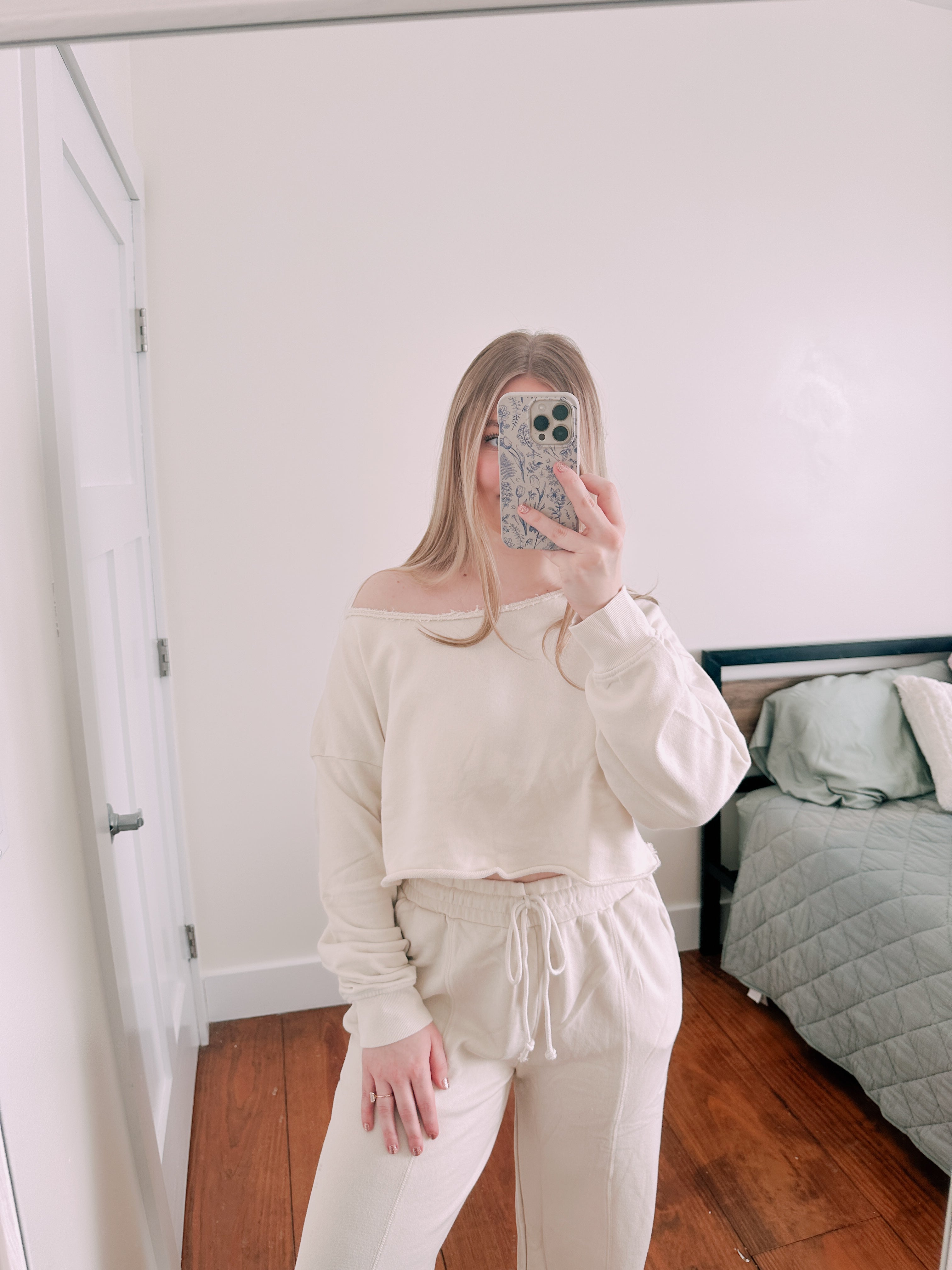 Flirty Off The Shoulder Lounge Set Cream